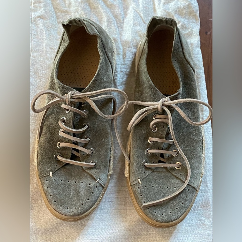 Sneakers/ espadrilles
